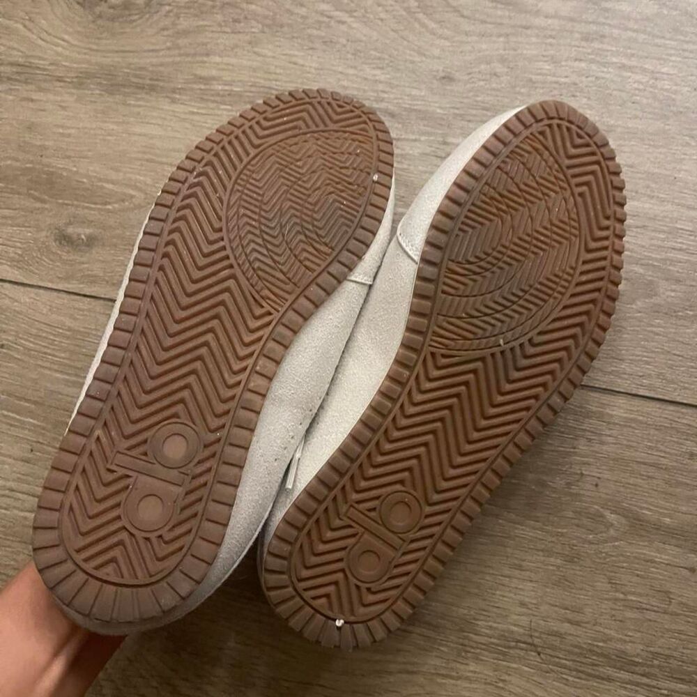 Alo yoga suede sneaker mules - Picture 4 of 4